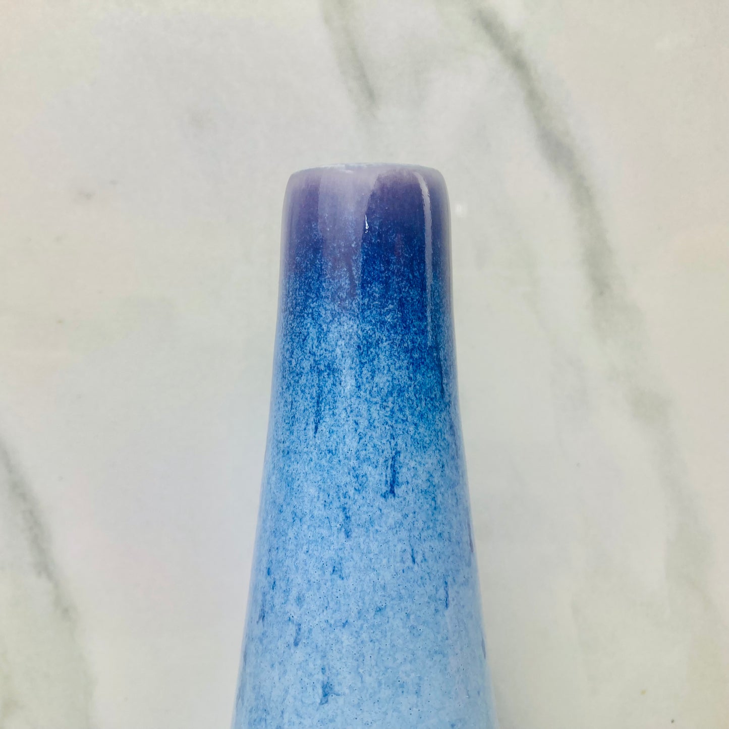 La Rose Bud Vase in Elsa