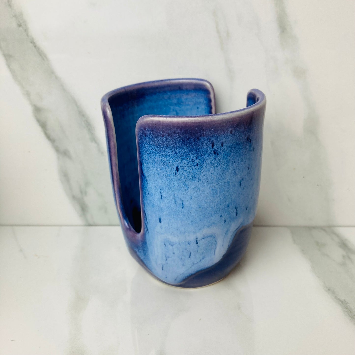 Sponge Holder in Indigo Sapphire