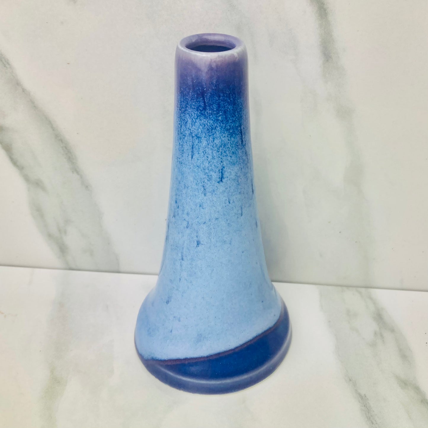 La Rose Bud Vase in Elsa